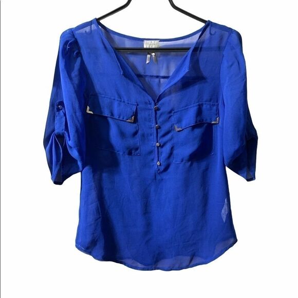 Dynamite Sheer Blouse   - Picture 1 of 5